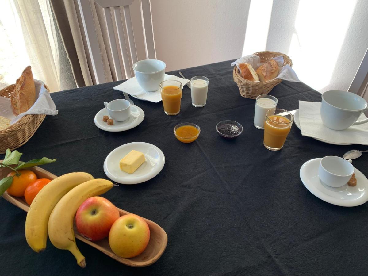 Les Terrasses Des Gardies Bed & Breakfast Pignan Exterior foto