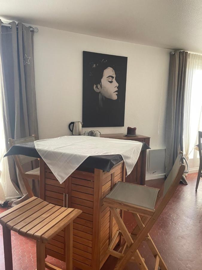 Les Terrasses Des Gardies Bed & Breakfast Pignan Exterior foto