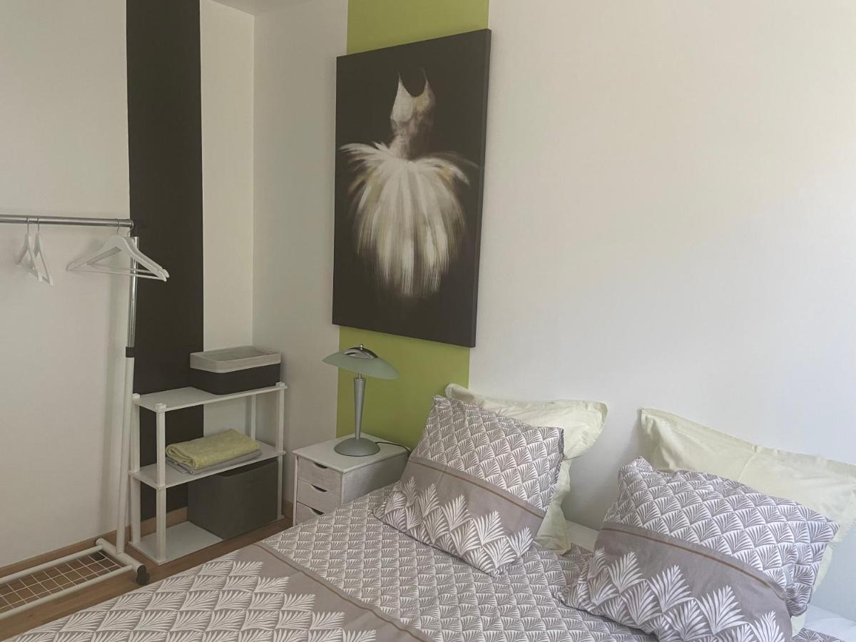 Les Terrasses Des Gardies Bed & Breakfast Pignan Exterior foto